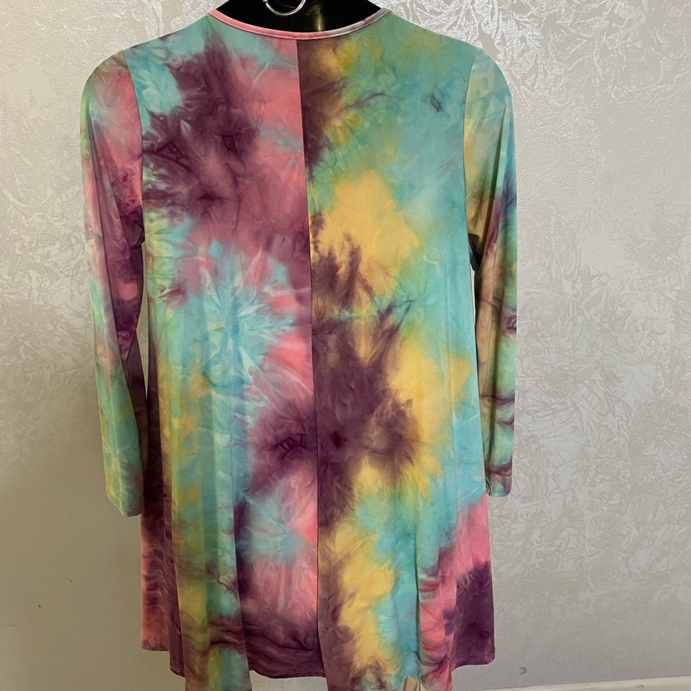 Dress a line - Picture 2 of 2